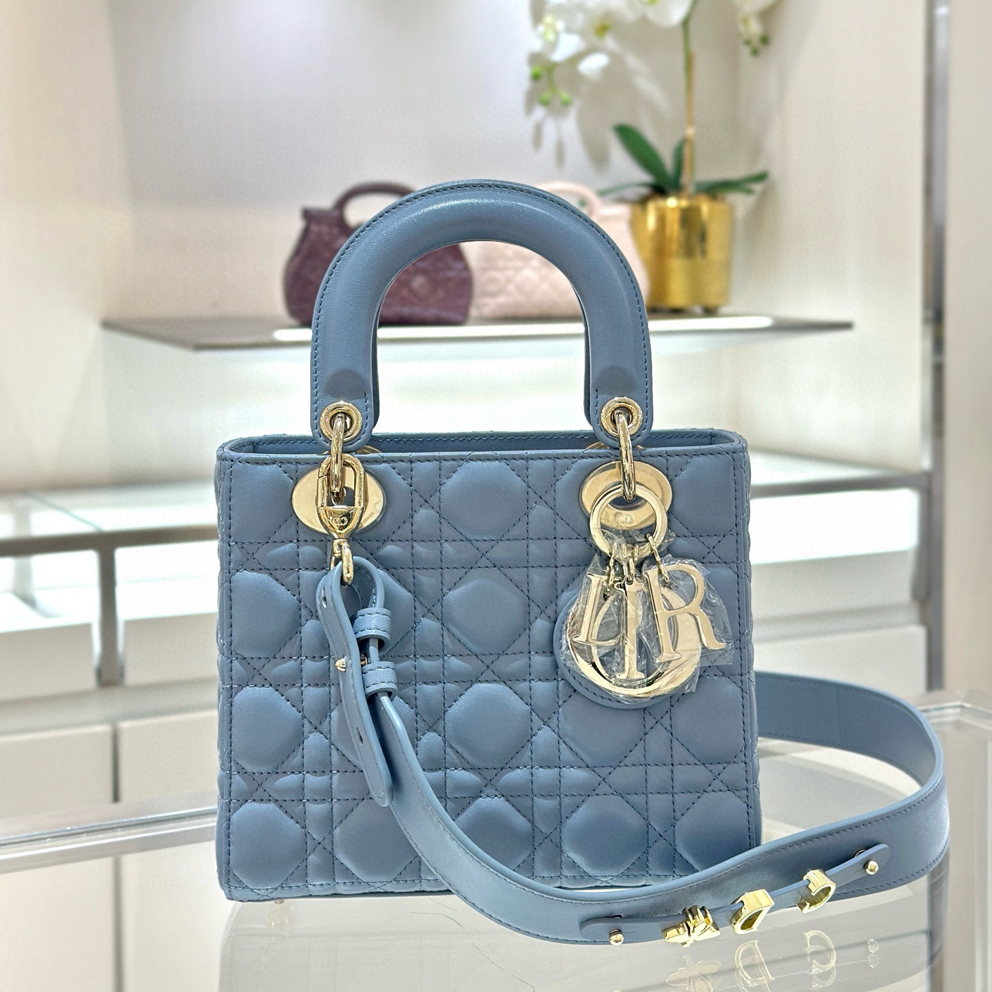 디올 Dior Small Lady Dior Bag Blue 20cm