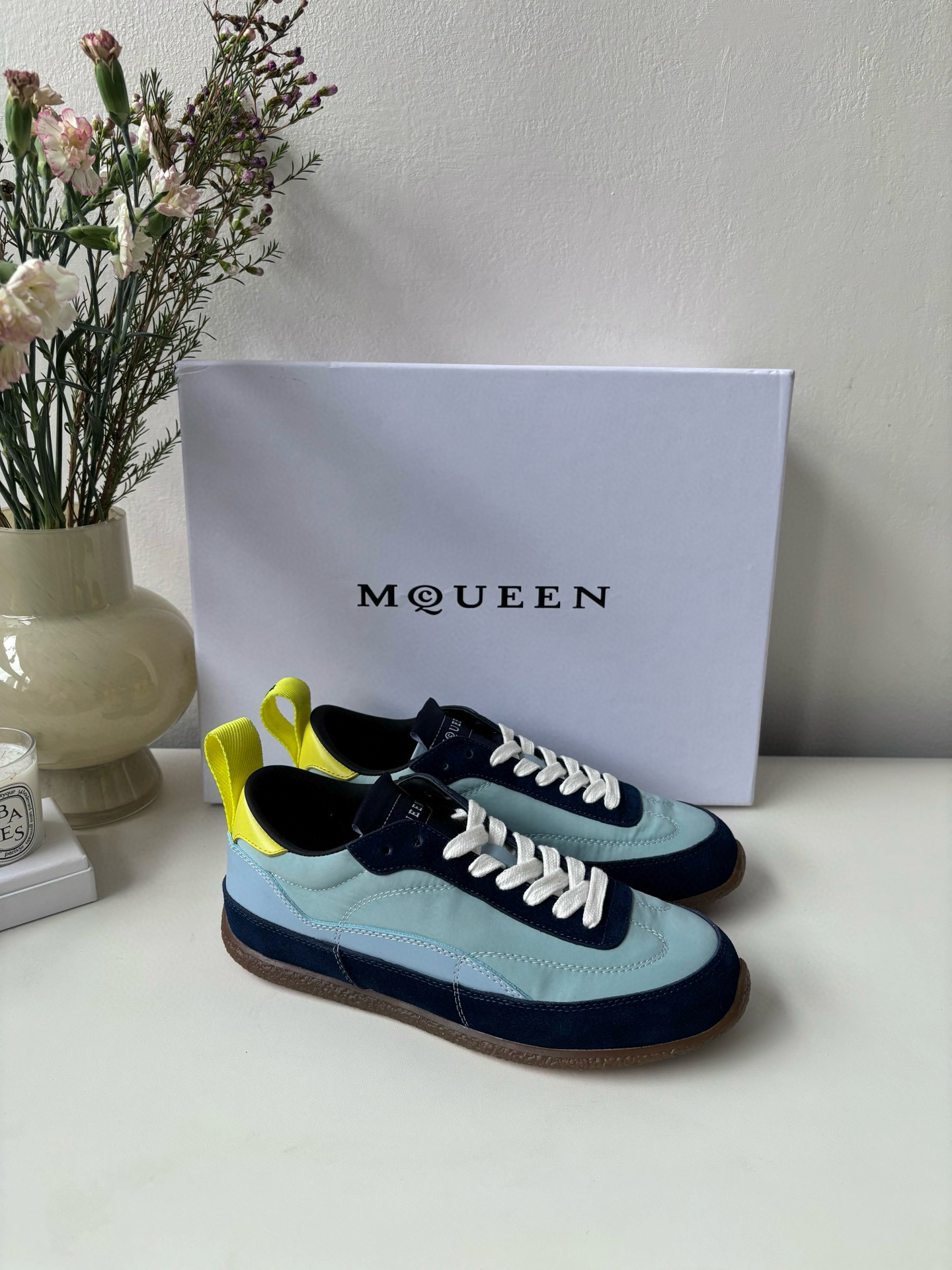 Alexander McQueen 스니커즈