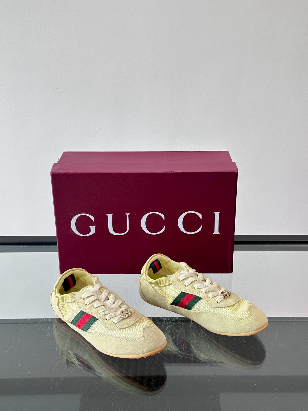 구찌 Gucci 스니커즈