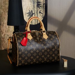 루이비통 Louis Vuitton M11945 Speedy Soft 30 Crafty Monogram Red 30cm