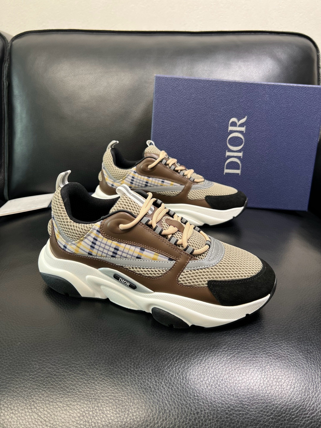 디올 Dior 스니커즈