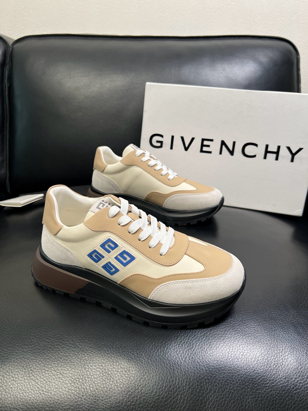 지방시 Givenchy 스니커즈