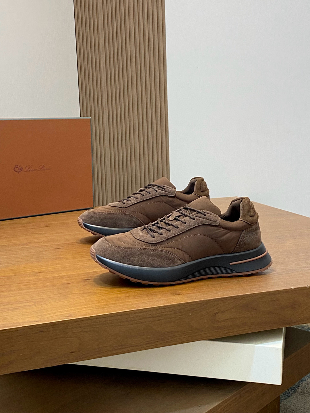 로로피아나 Loro Piana 스니커즈