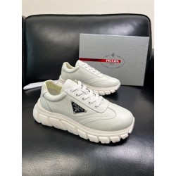 프라다 Prada 스니커즈