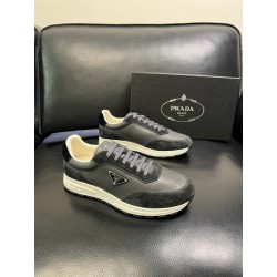 프라다 Prada 스니커즈