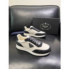 프라다 Prada 스니커즈