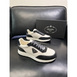프라다 Prada 스니커즈