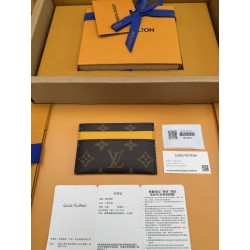 루이비통 Louis Vuitton M12844 카드 케이스 11cm