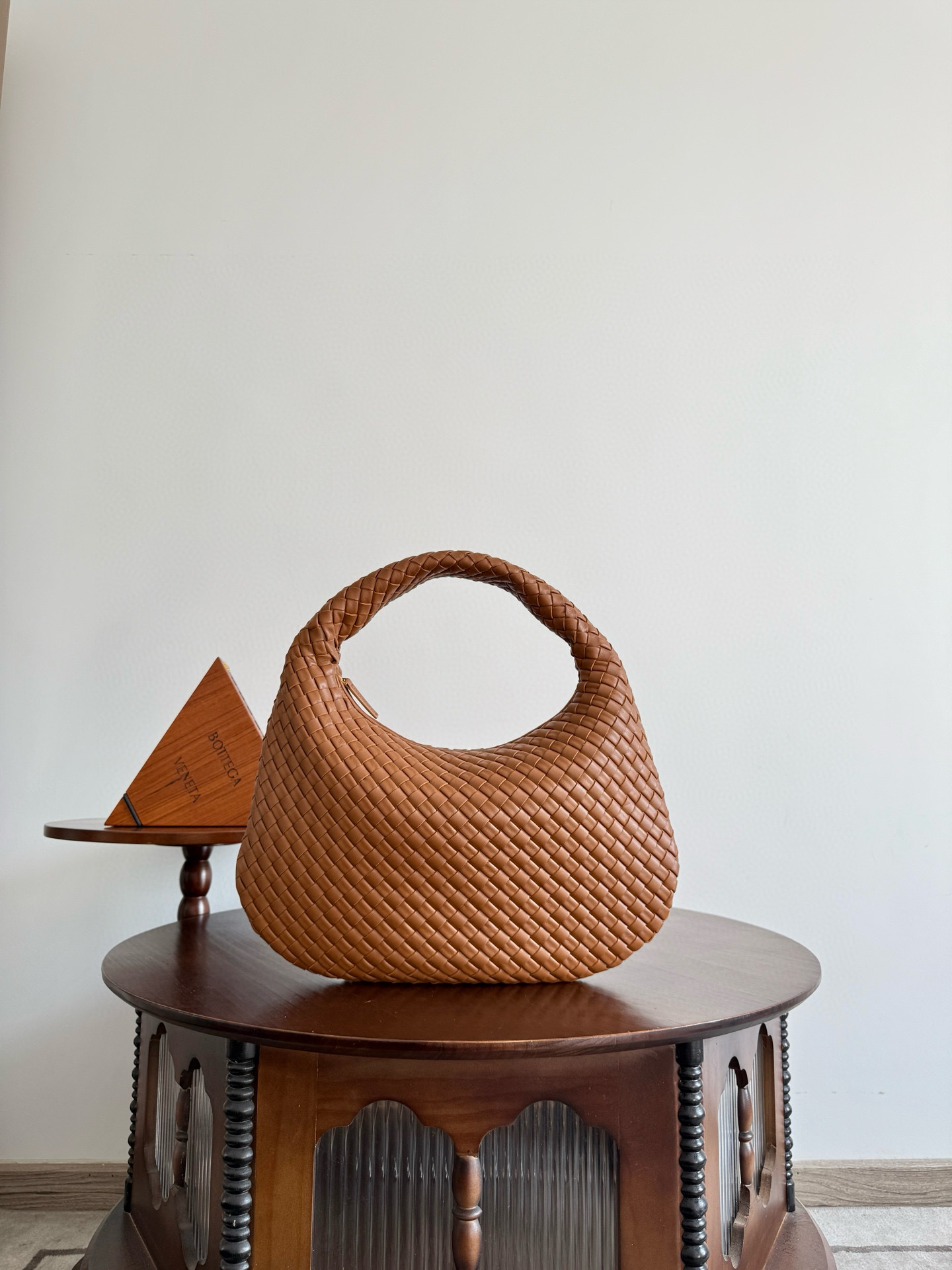 보테가베네타 Bottega Veneta 856737 Veneta 베네타 44cm