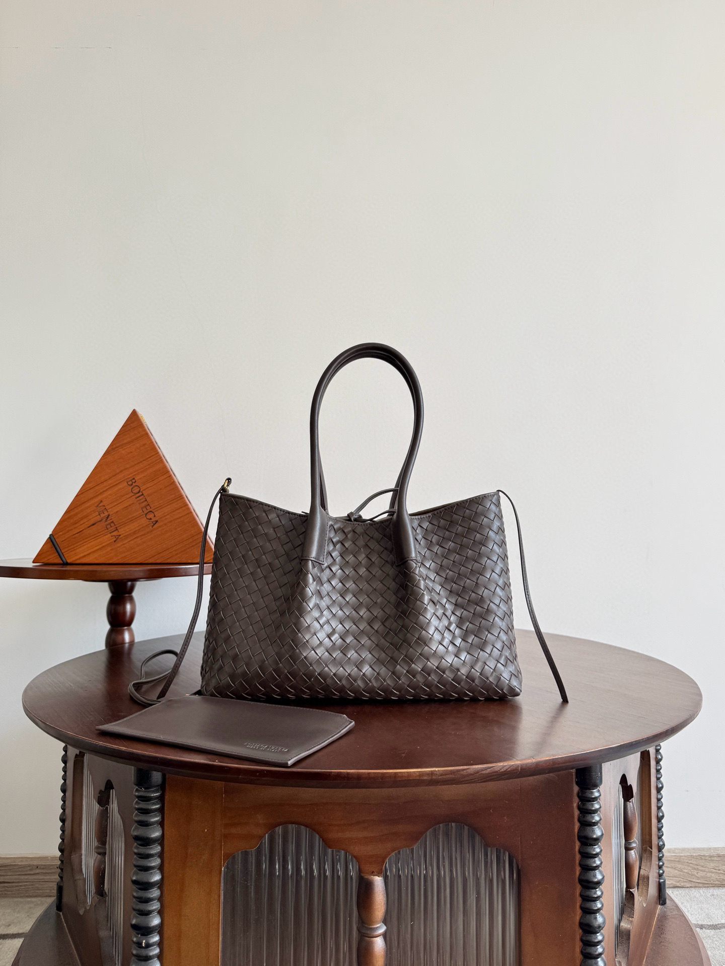 보테가 베네타 Bottega Veneta 854371 Pinacoteca Tote Bag 34CM