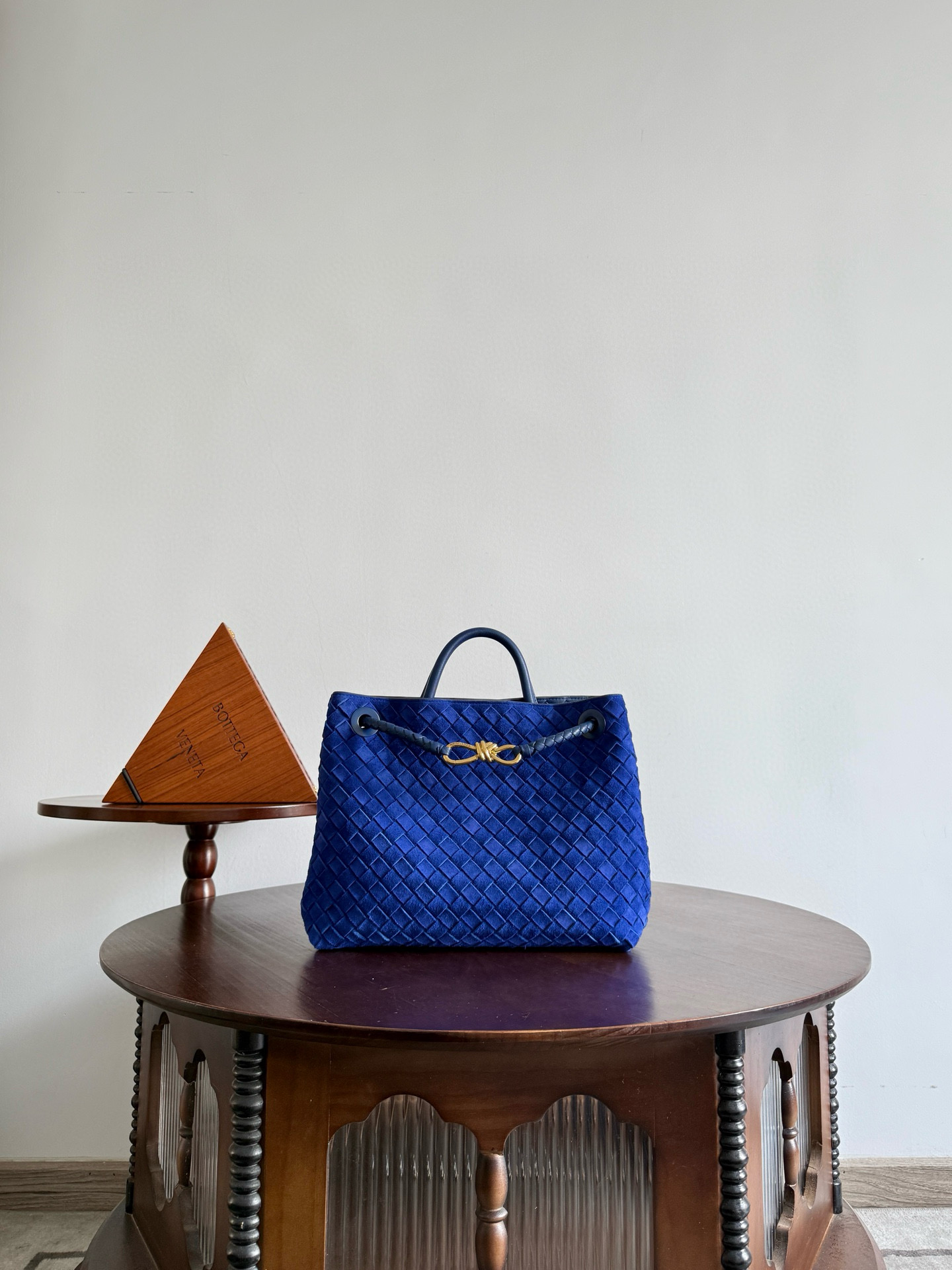 보테가 베네타 Bottega Veneta 743572 Andiamo 32cm