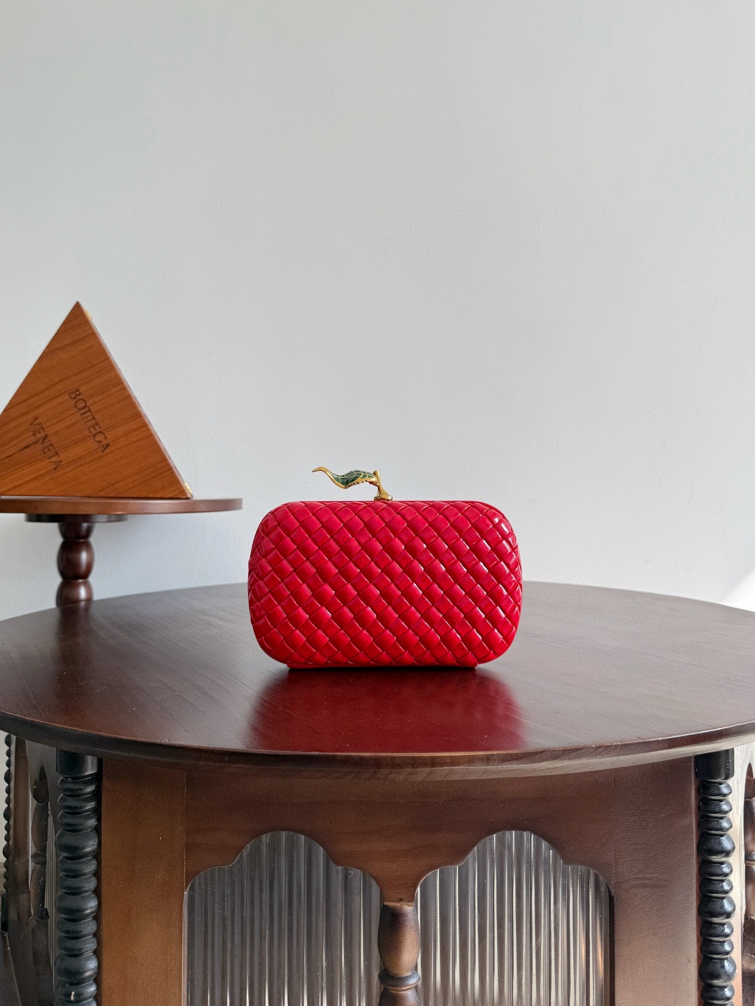 보테가베네타 Bottega Veneta 826183/717622 Knot 19CM