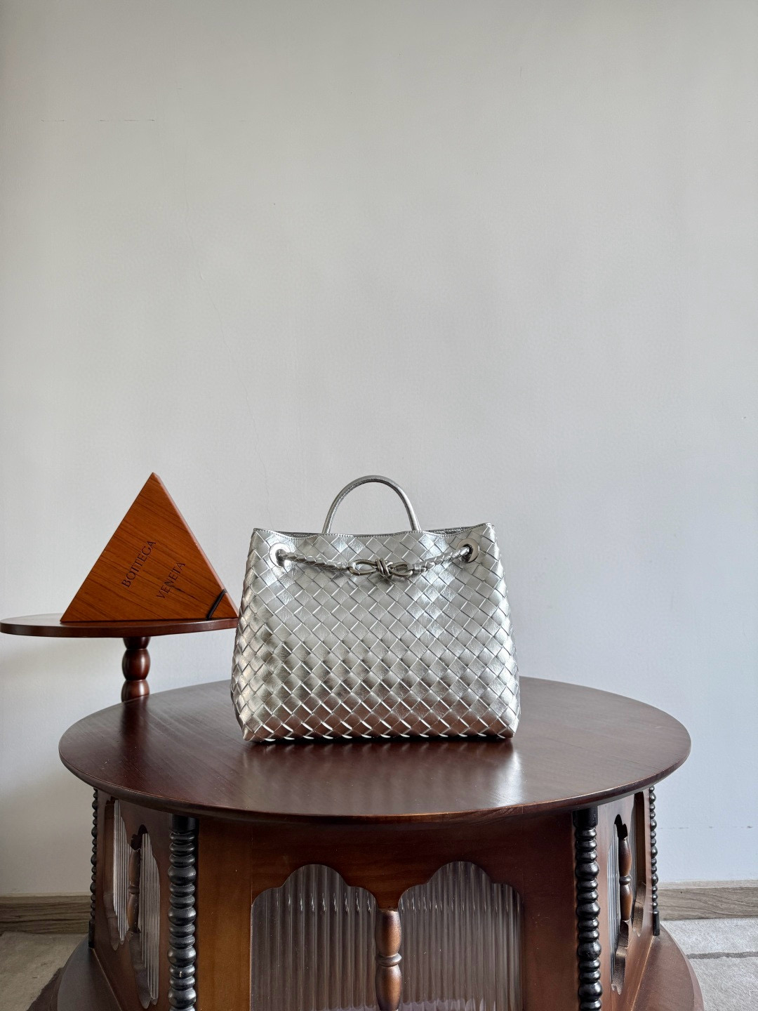 보테가 베네타 Bottega Veneta 743572 Andiamo 32cm