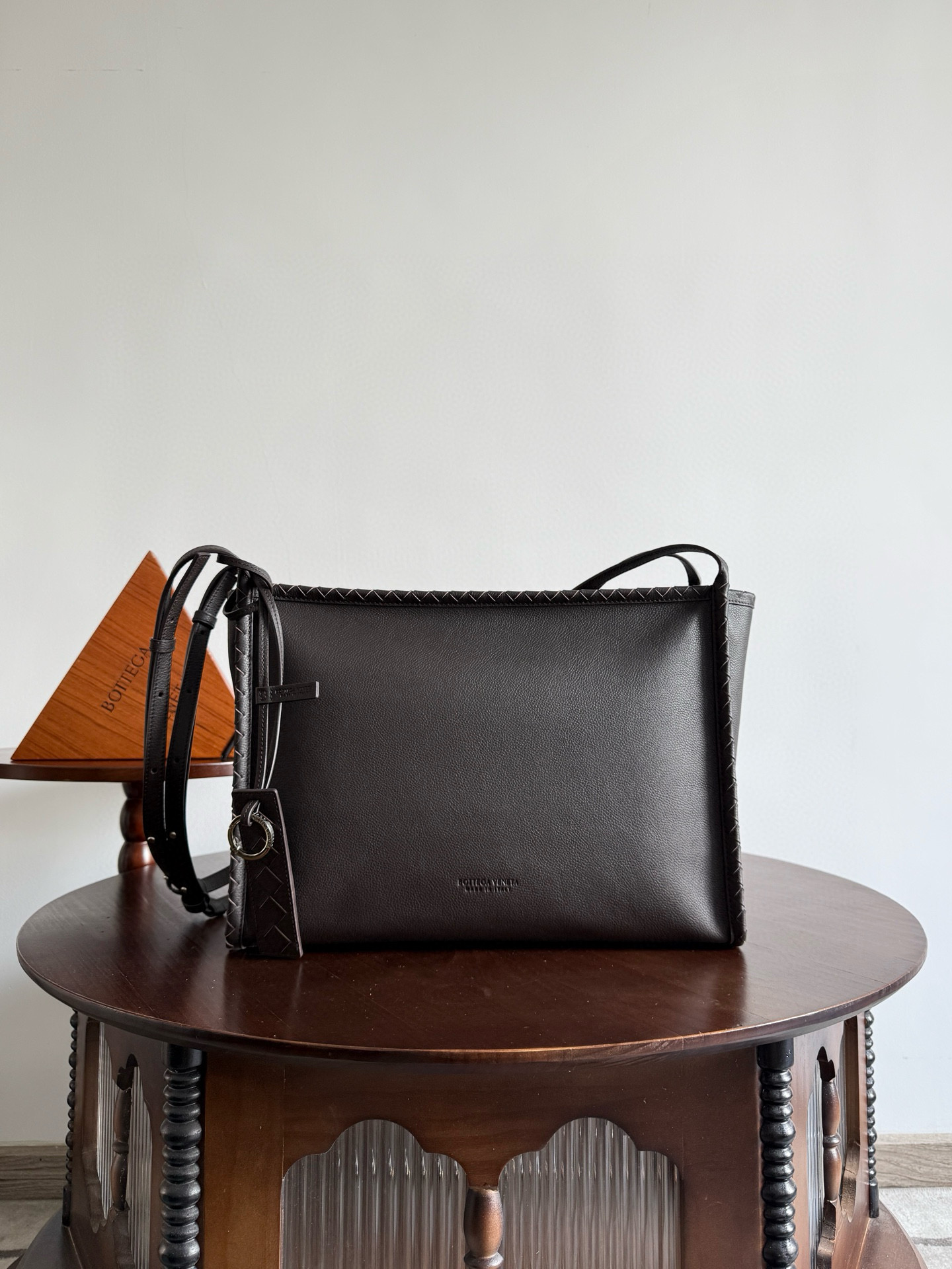 보테가베네타 Bottega Veneta 826852(71227) Prefall Corriere Messenger 39cm