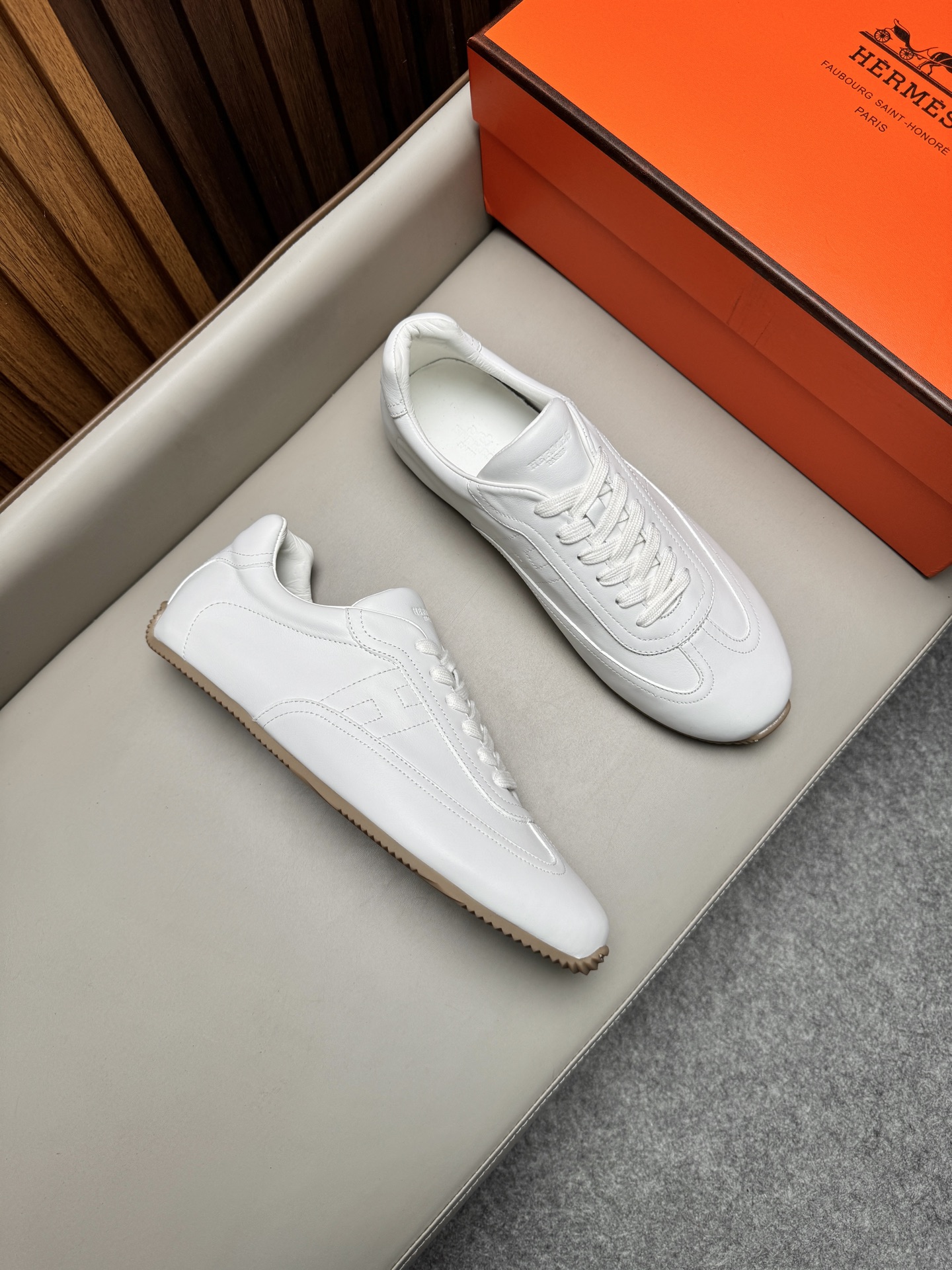 에르메스 Hermes Master 스니커즈