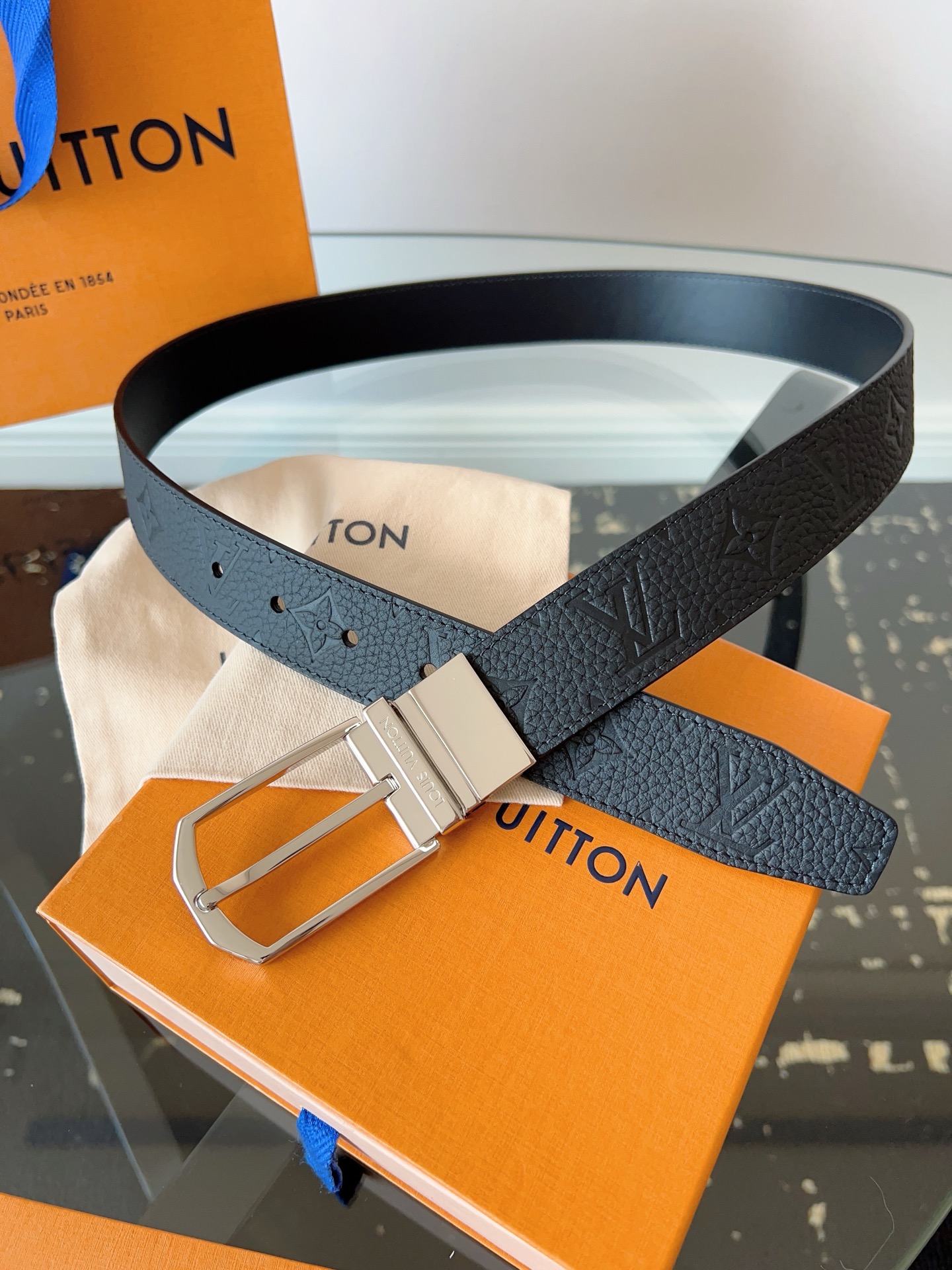 루이비통 Louis Vuitton 벨트 35mm