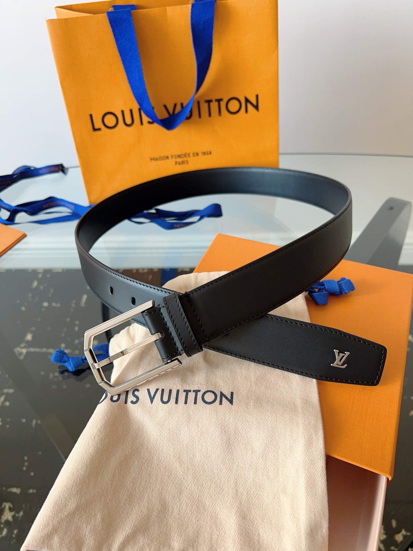루이비통 Louis Vuitton 벨트 35mm