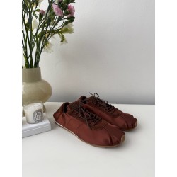 미우 미우 Miu Miu 스니커즈