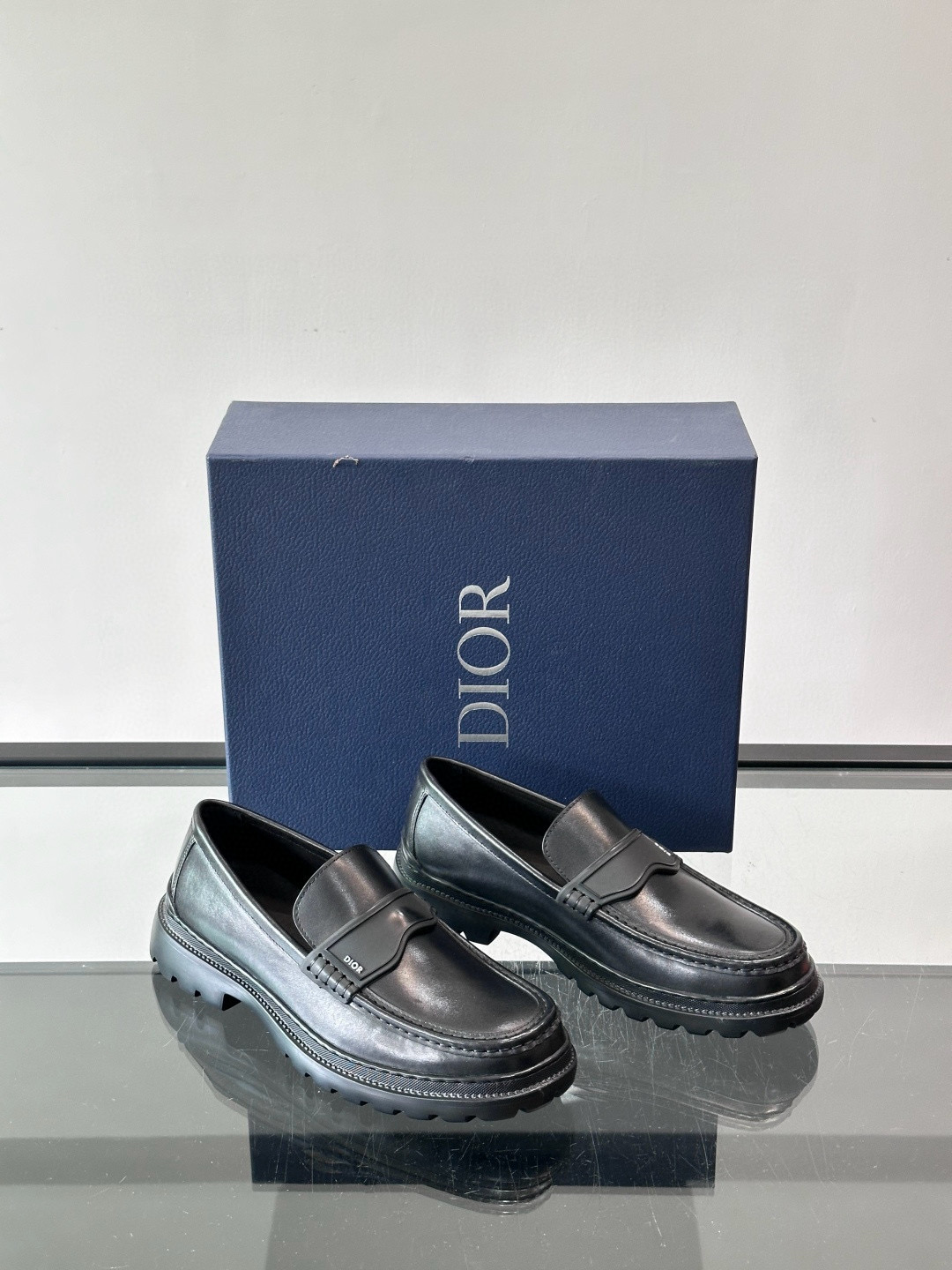 디올 Dior 로퍼 슈즈