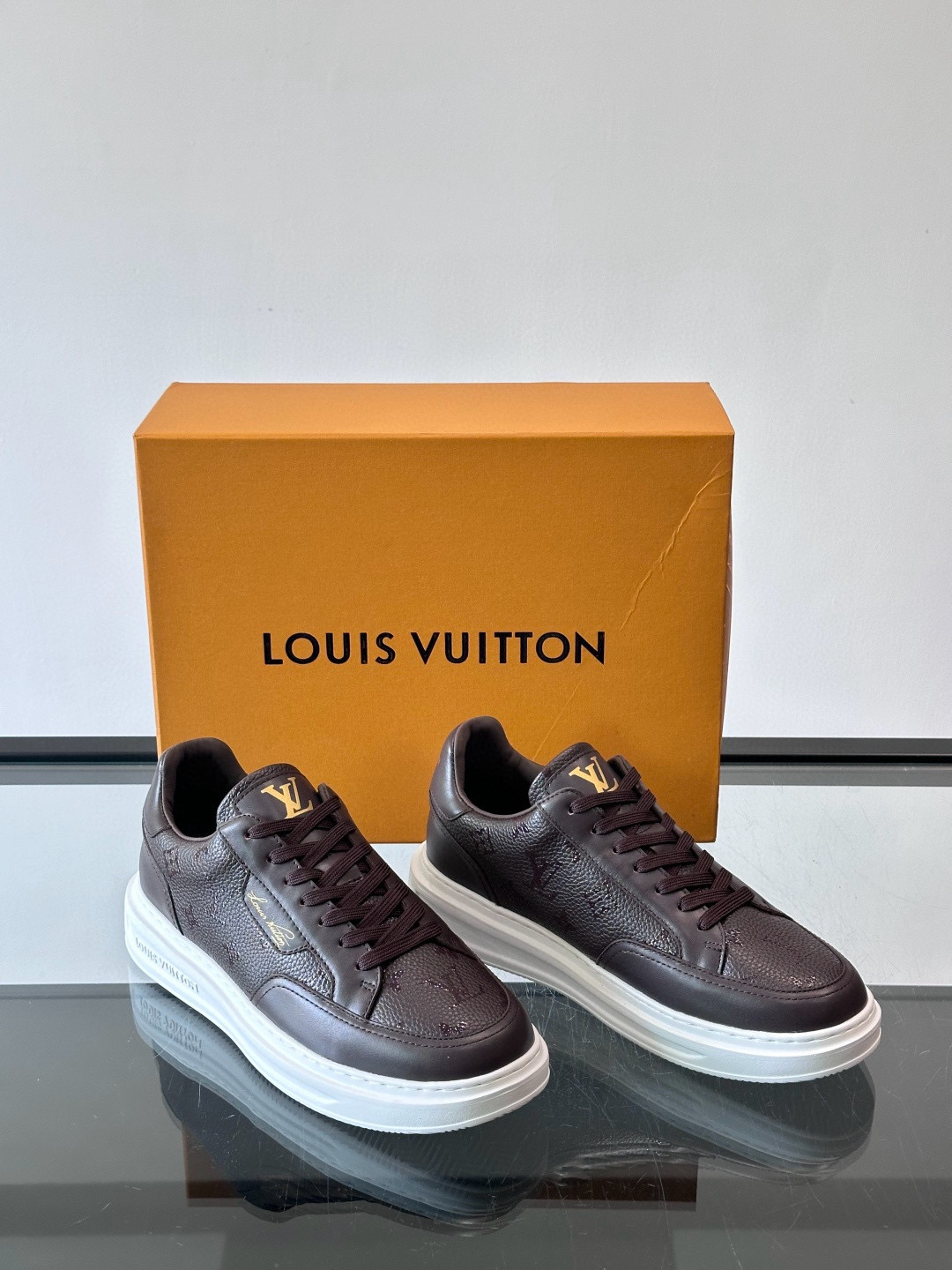 루이비통 Louis Vuitton  Beverly Hills 스니커즈