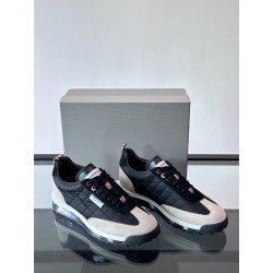 톰브라운 Thom Browne 스니커즈