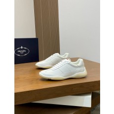 프라다 Prada 스니커즈 White