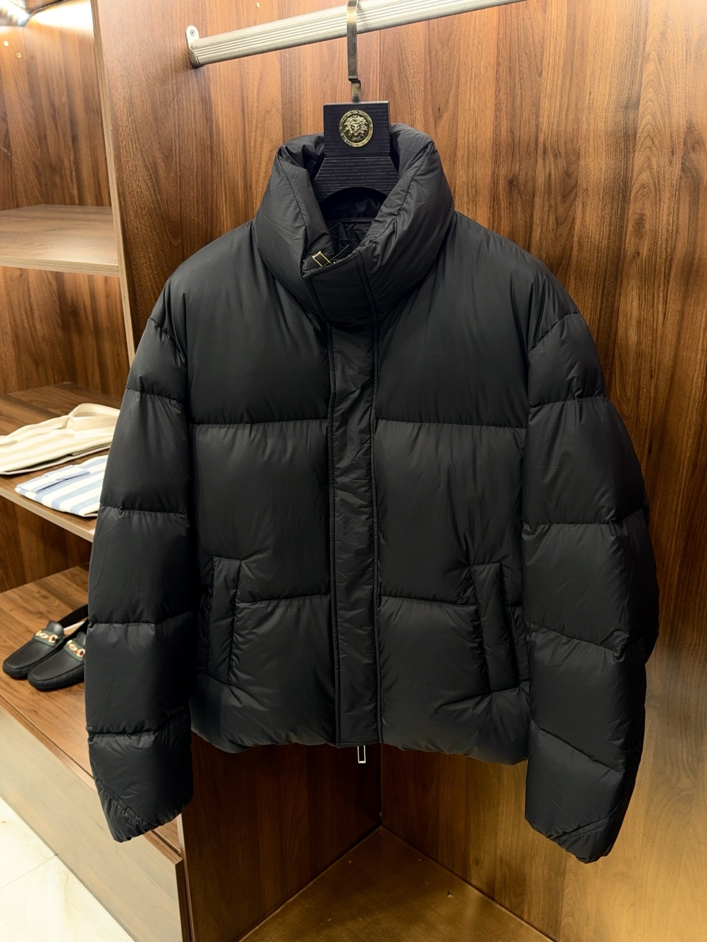 브리오니 Brioni 다운재킷