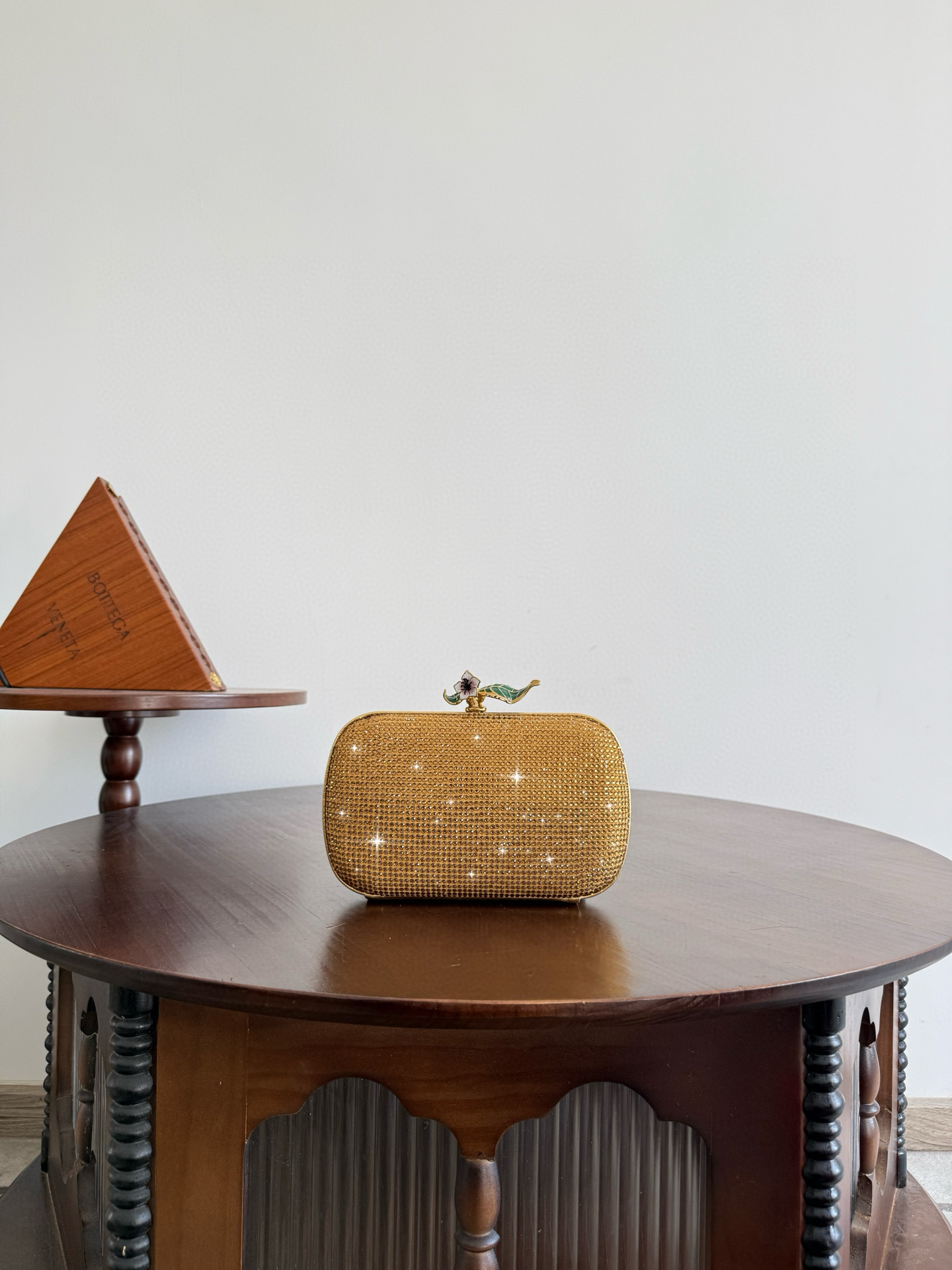 보테가베네타 Bottega Veneta 844122 （826183）Knot 19cm