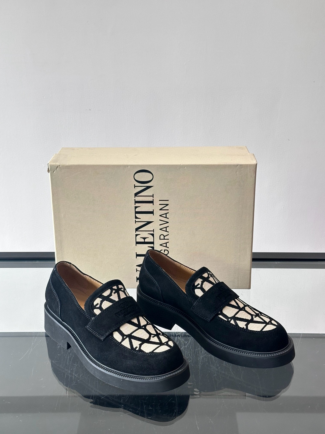 발렌티노 Valentino 로퍼 슈즈