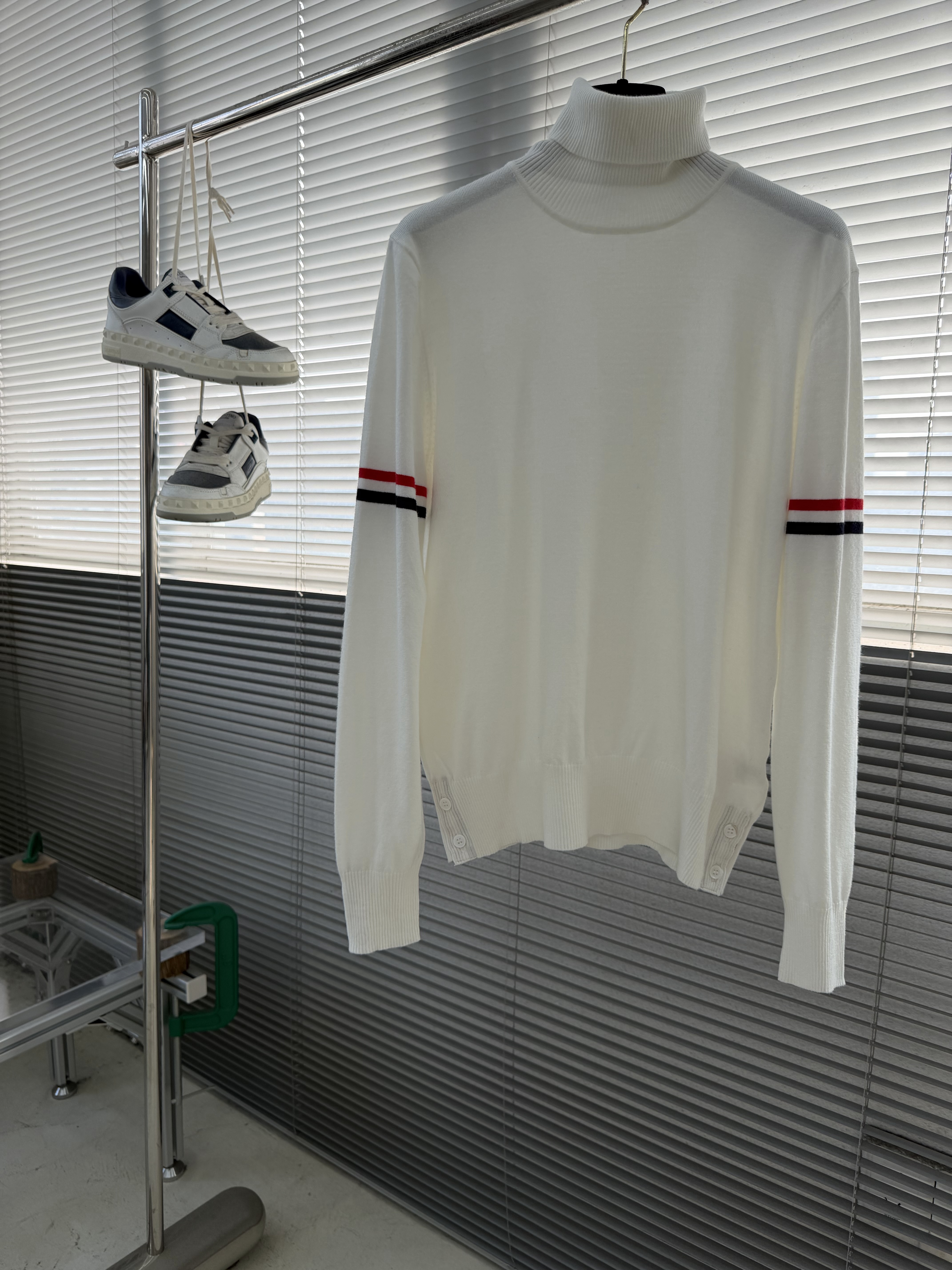 톰브라운 Thom Browne 스웨터