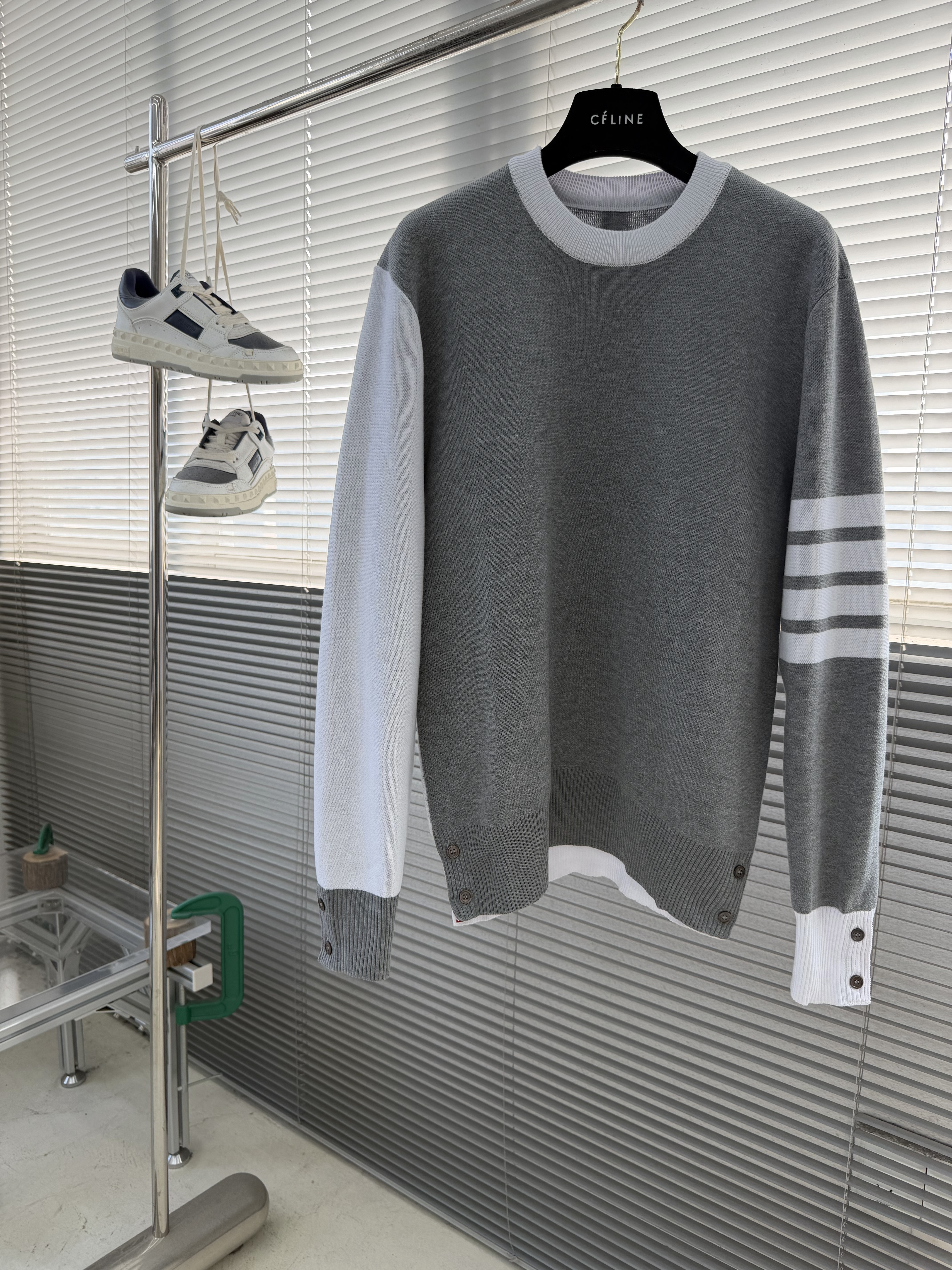 톰브라운 Thom Browne 스웨터