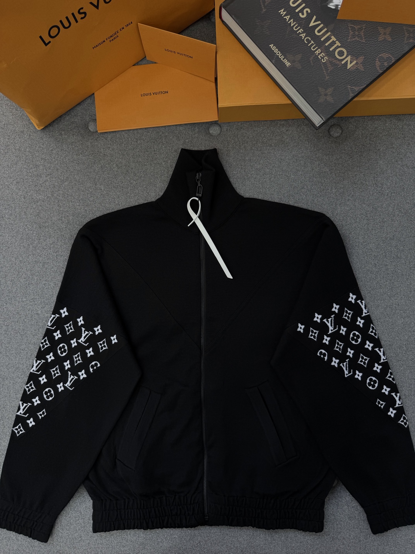 루이비통 Louis Vuitton 재킷