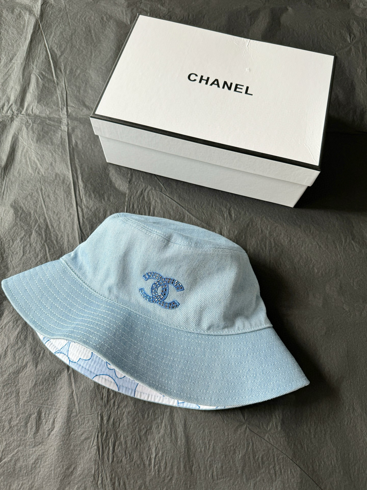 샤넬 CHANEL 버킷햇 Blue