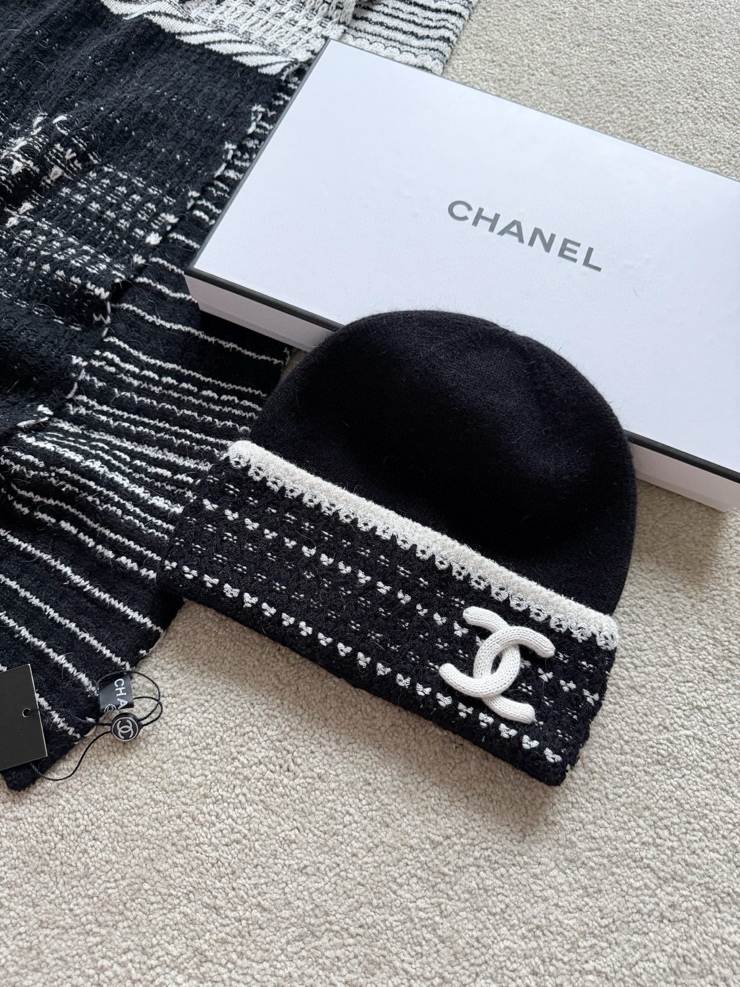 샤넬 CHANEL 모자 Black