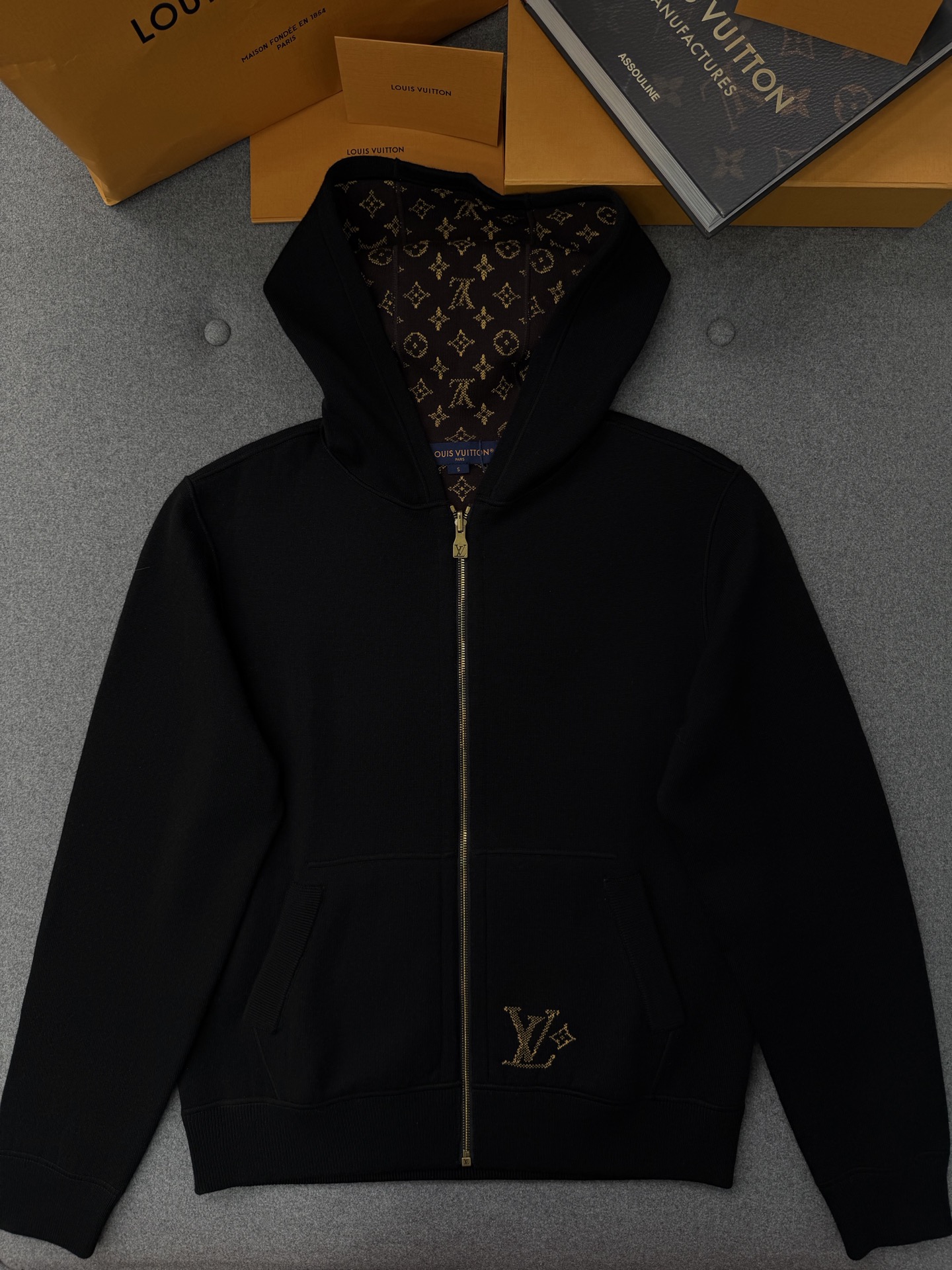 루이비통 Louis Vuitton 양면 재킷