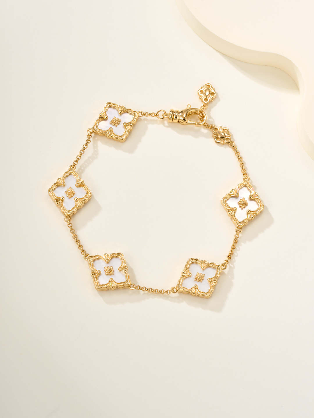 부첼라티 Buccellati 팔찌