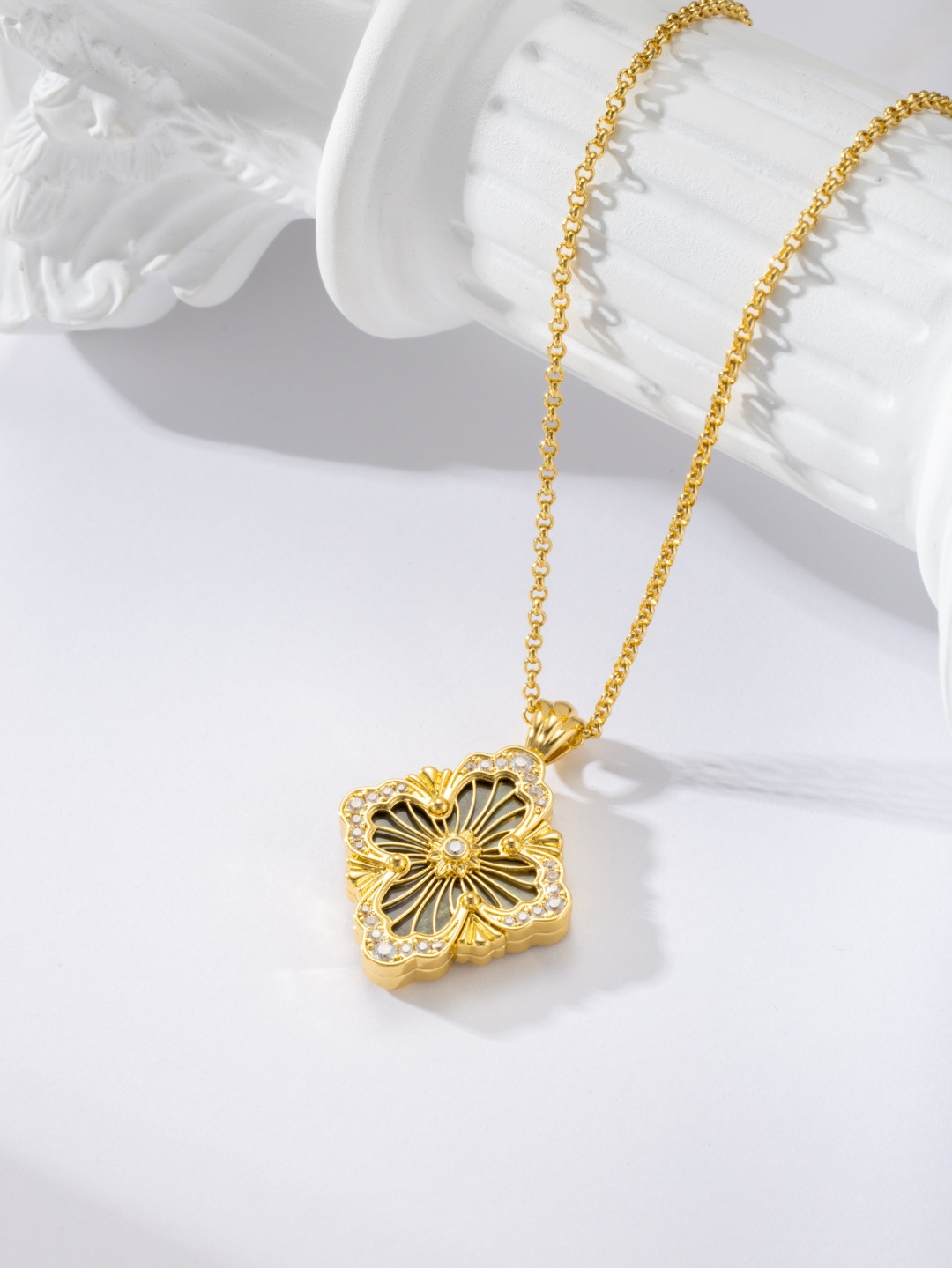 부첼라티 Buccellati 목걸이