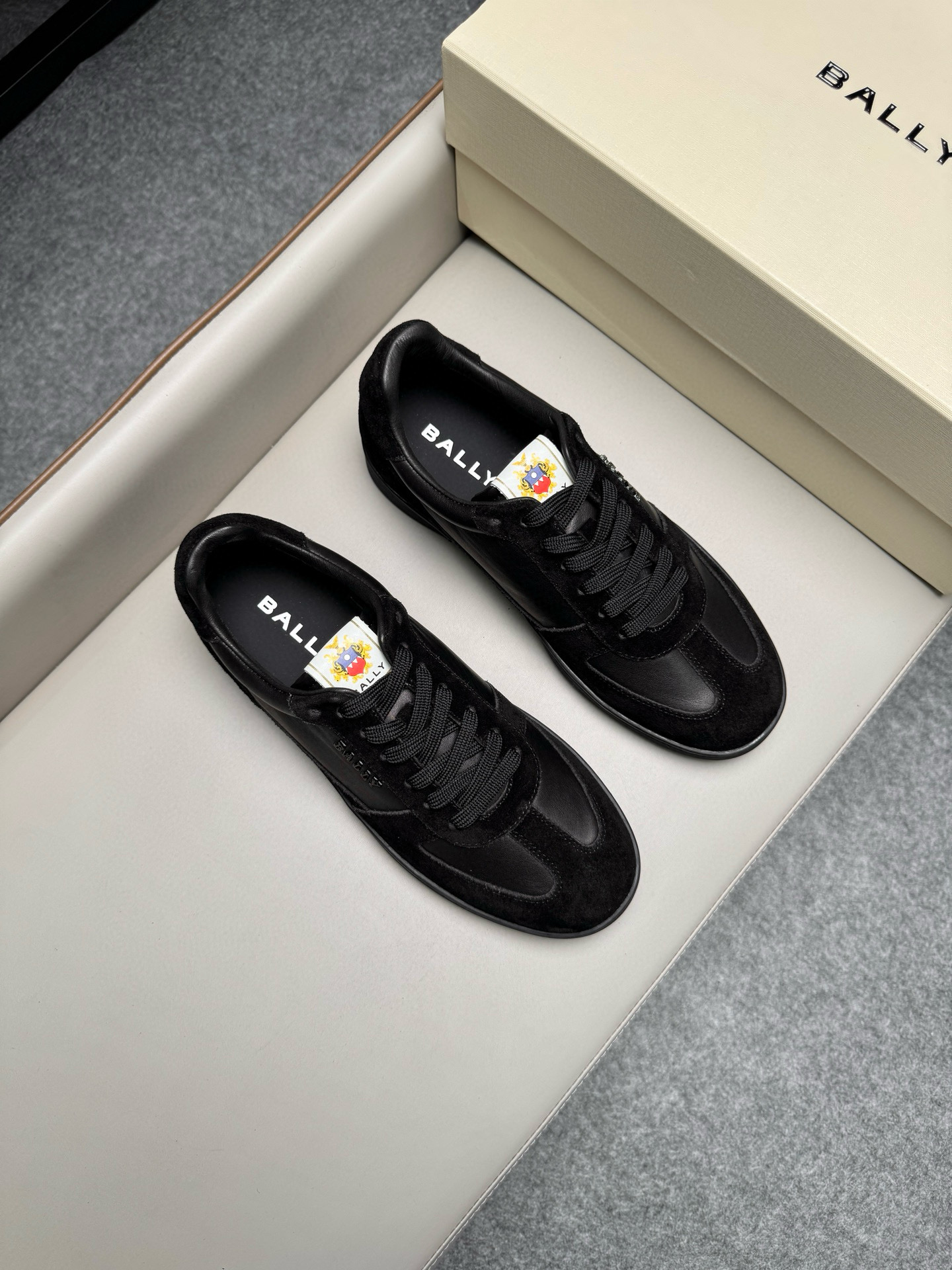 발리 Bally 스니커즈