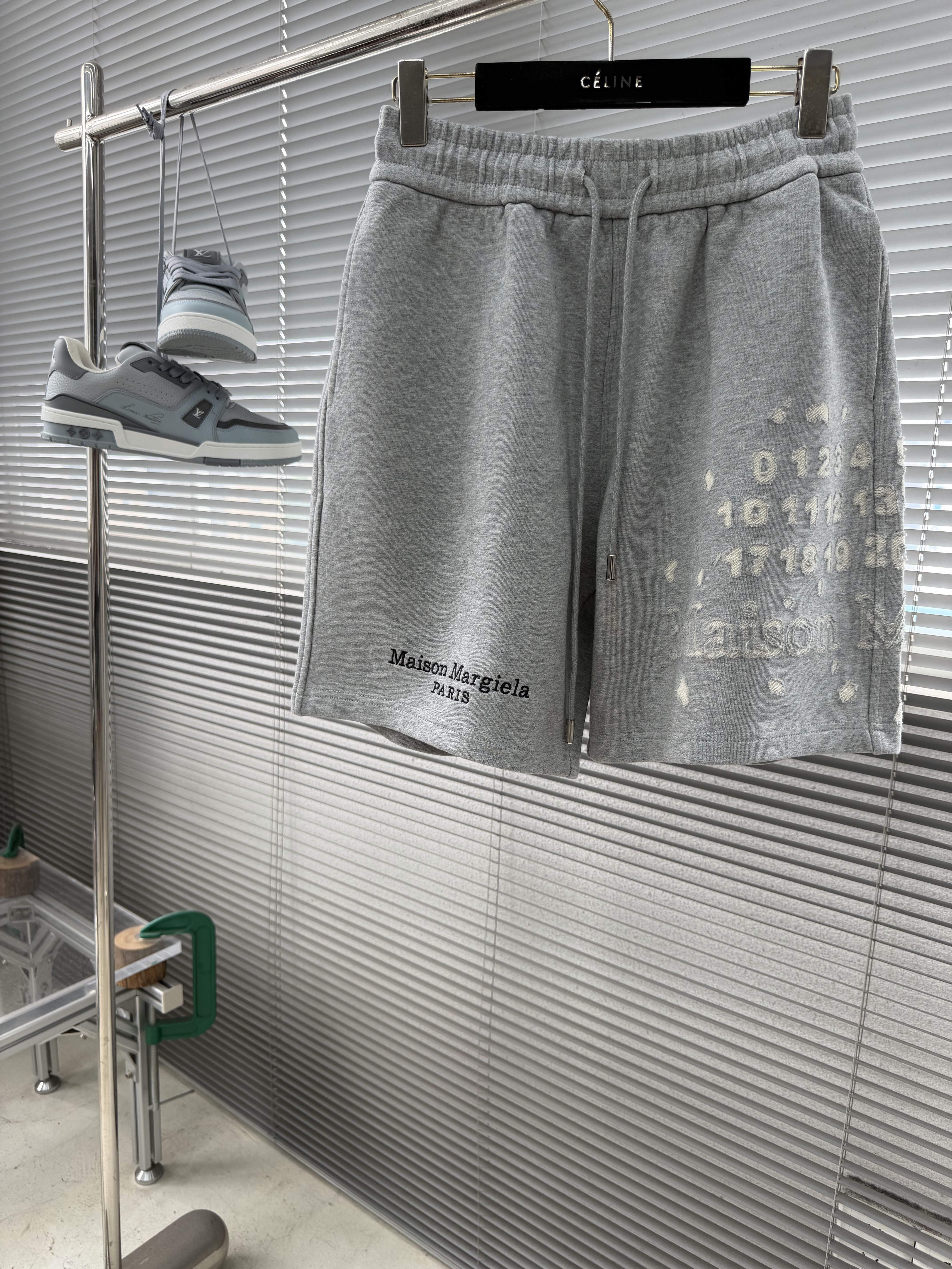 메종 마르지엘라 maison margiela 반바지