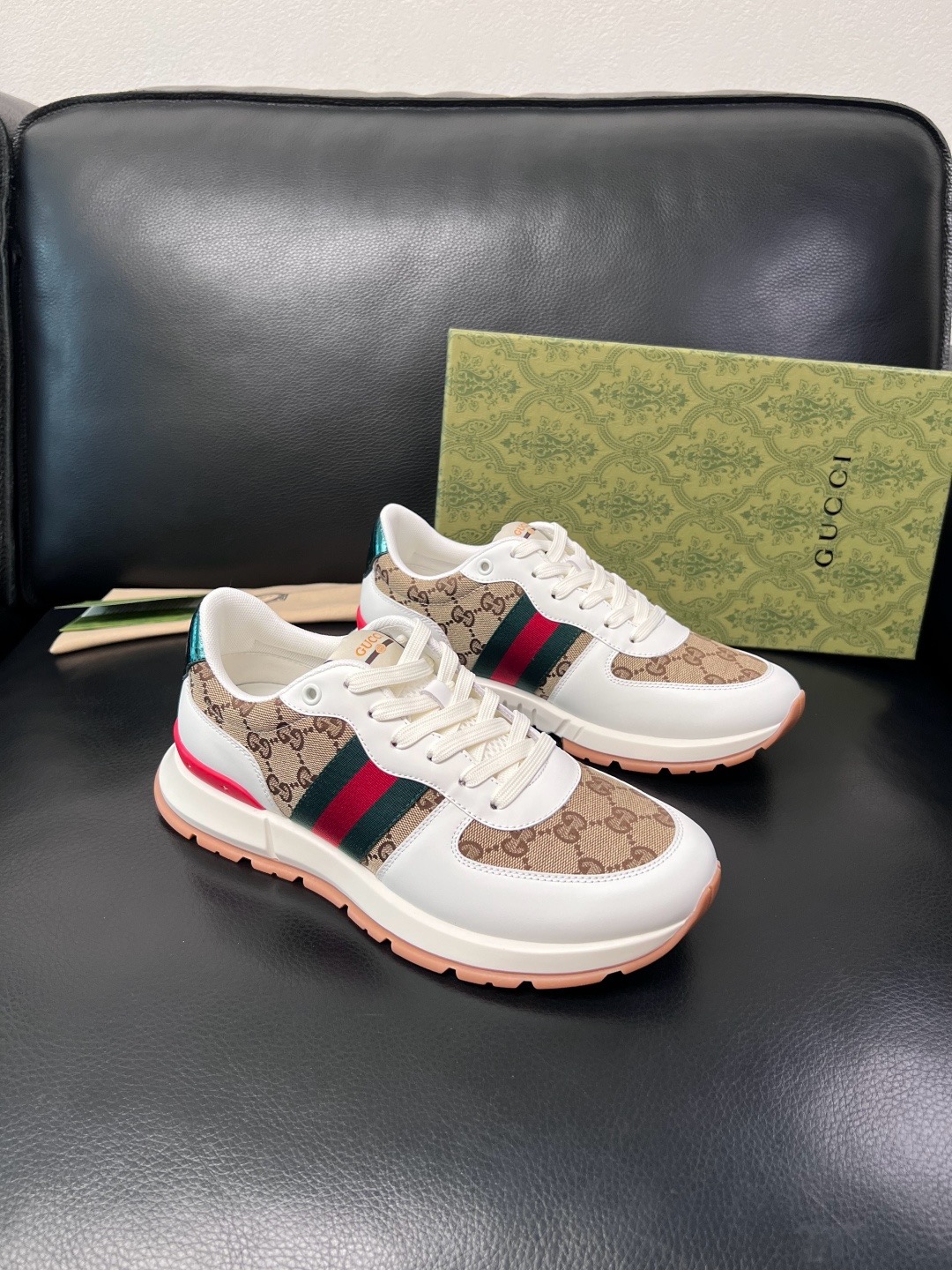 구찌 Gucci 스니커즈
