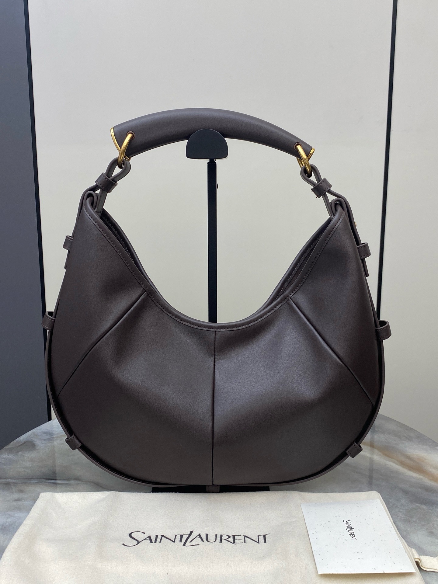 생로랑 Saint laurent YSL 862029 MOMBASA medium in leather Coffee 22cm